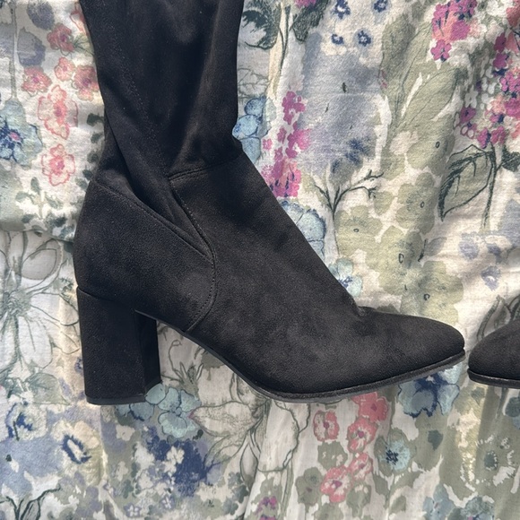 Over the knee black suede boots - Picture 5 of 8